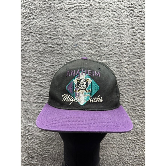 Vintage CCM Anaheim Mighty‎ Ducks NHL Snapback Hat Black Violet Unisex One Size